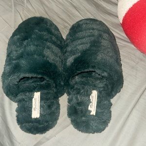 Brand New Madewell Fuzzy Sherpa Faux Fur Dark Forest Green House Slippers Sz 6